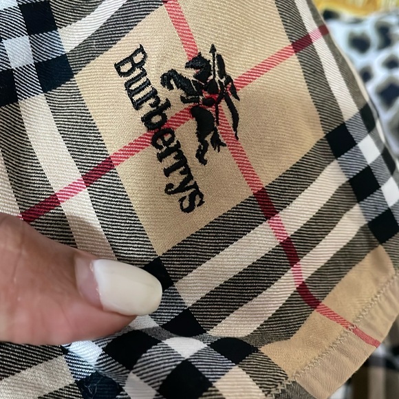 Burberry Other - Burberrys’ handkerchief Black and cream bandanna pocket Checkered Fabric